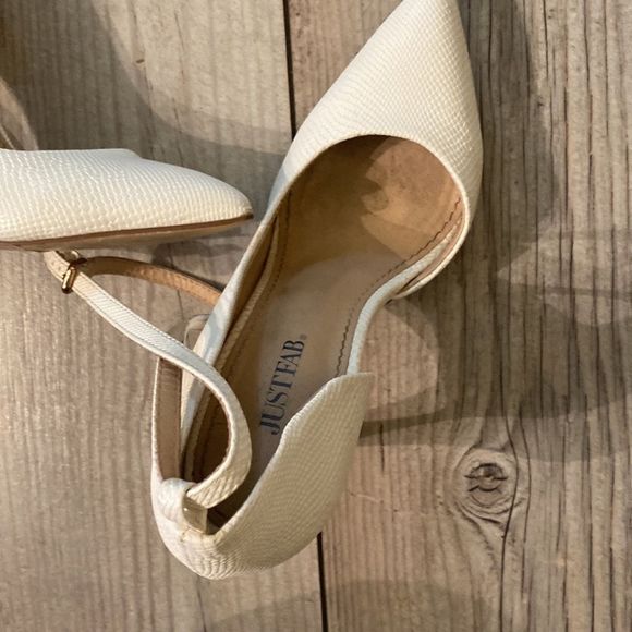 JUST FAB Size 7 Stilettos Faux Snakeskin - Picture 4 of 7